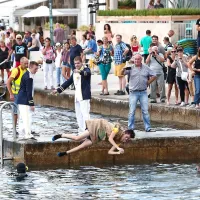 Zvestobo Neptunu je priseglo toliko dijakov kot že dolgo ne