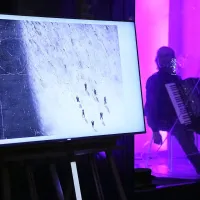 Slika Krog, dobitnica velike  nagrada 50. mednarodnega 
slikarskega ex-tempora.  