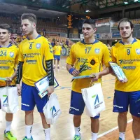 Premiera se je iz&scaron;la po načrtih rumeno-modrih