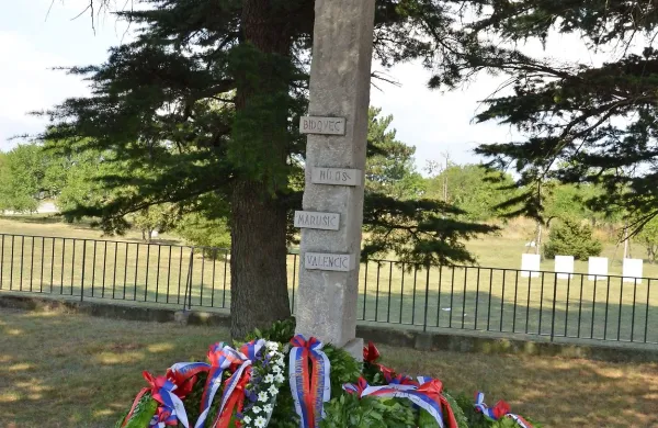 Spomenik bazoviškim junakom