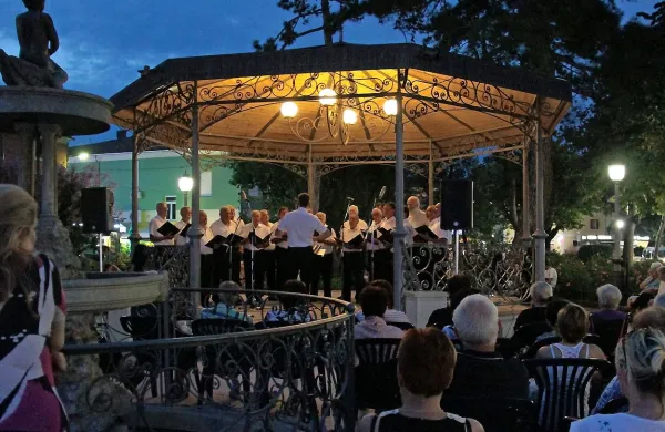 Zadnji poletni koncert MoPZ Izola
