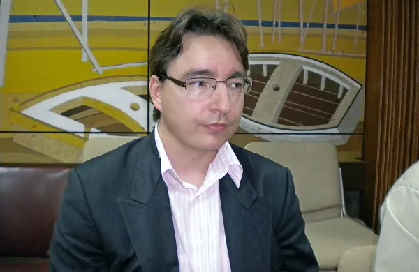 Marko Blatnik: “Moja stranka prvič sliši za stvari, 
ki naj bi jih zagrešila. Ni res, da je glede tega že 
leta  2009 prejela opozorilo vodstva vrtca, kot tudi 
ne drži, da naj bi bila pri svojem delu groba in naj 
bi kričala na otroke.”