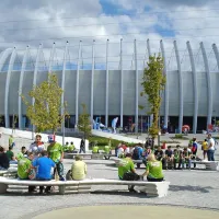 Navijači slovenske reprezentance so pred dvobojem z Grčijo 
zasedli bližnjo okolico Arene Zagreb.