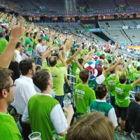 Ob vsakem košu naše reprezentance je zelena množica oživela, a kljub podpori proti s tribun 
proti Grkom ni šlo.