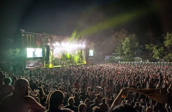 Ali se lahko zgodi, da bi Tolmin izpustil iz rok  največji  metal 
festival v tem koncu Evrope? 