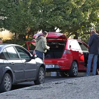 Dori in njegov pomagač, ki so ga izpustili brez obtožbe, sta 
bežala v rdečem avtu s kranjskima tablicama.