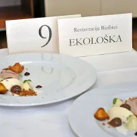 Najizvirnejša sladica, srebrno odličje