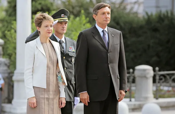 Slovenski predsednik Borut Pahor in švicarska predsednica 
Simonetta Sommaruga sta se danes zavzela za skupno 
evropsko politiko pri reševanju begunske krize