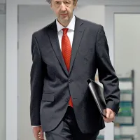 Boštjan Šefic: “Naša naloga je, da v prvi vrsti 
poskrbimo za tiste, ki prihajajo z vojnih žarišč, 
kjer je vprašanje preživetja.”