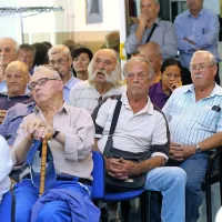 Na izolskih lopah merijo mi&scaron;ice