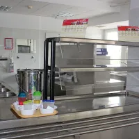 Policija odprla vrata Centra za tujce