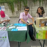 Pred novim večnamenskim centrom v Cerknem se je danes v 
okviru šestega festivala nevladnih organizacij (NVO) predstavilo 36  organizacij Goriške.