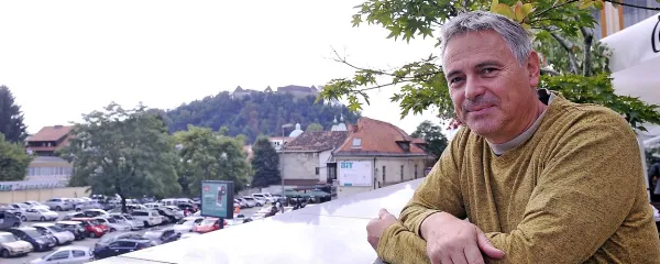 V svobodni skupnosti bi ljudje delali le po tri ure na teden