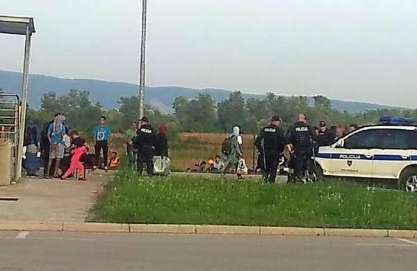 Na Obrežju davi  nekaj prebežnikov, v Rigoncah približno 150