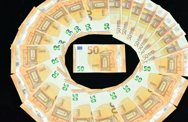 Po tožbi &scaron;e v ustavno presojo?