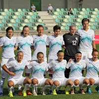 &Scaron;kotinja Little je Slovenkam v Ajdov&scaron;čini  zabila tri gole (foto)