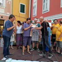 Čiliji so v Izolo pritegnili radovednost in dobro voljo (foto)