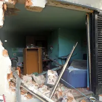 Bager je obgrizel vse Maonine bungalove v Fiesi