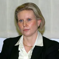 Katja Gombač Aver: “Čeprav najbrž težav ne bo, 
bo  nujno dodatno pojasnjevanje bolnikom, za 
kakšno novost gre, zato bomo potrebovali več časa 
za  izdajanje zdravil.”