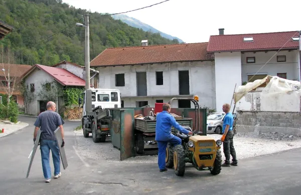 Vaško jedro v Kamnem bo ponudilo prostor za  počitek 
kolesarjev in pohodnikov.