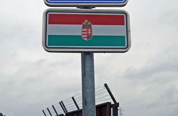 Madžarska zaradi begunske krize zapira svoje meje.