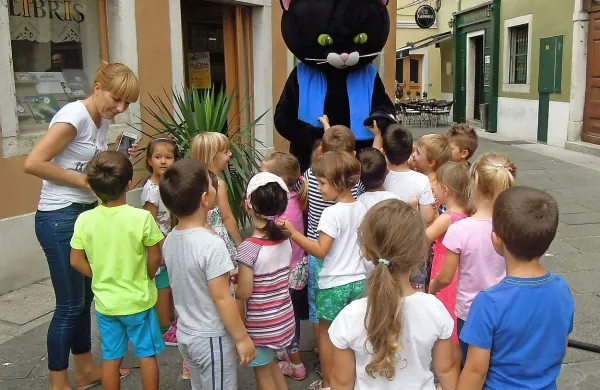  Z današnjim svetovnim dnevom otroka se  začenja tradicionalni Teden otroka.