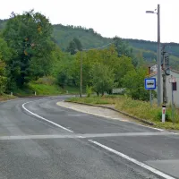 Lukinčani predlagajo, da bi prehod za pešce zarisali vsaj pri 
avtobusnem postajališču. 