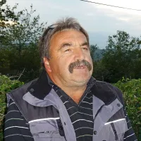 Peter Franca: “Ali 
namenimo 33.000 evrov 
za gradnjo pločnika ali 
pa za denar, ki ga 
imamo na voljo,  v vsaki 
vasi kaj popravimo in 
uredimo.” 