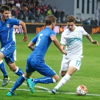 Luka Zahović proti obrambi azzurov -  (z leve) Nicola Murru, 
vzhajajoča zvezda Milana Alessio Romagnoli in Daniele 
Rugani.