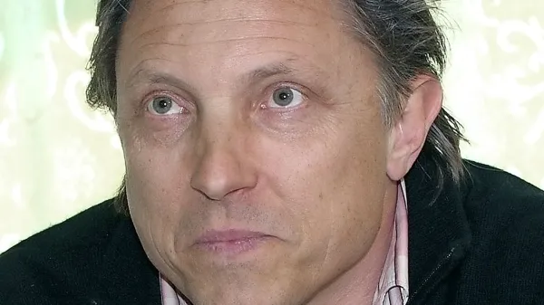 Evgenij Komljanec: 
“Oskrba naših 
pacientov ni 
vprašljiva, saj smo 
tako organizirani, da 
lahko ne glede na 
različne nepredvidljive 
dogodke vedno 
ustrezno poskrbimo 
zanje.” 