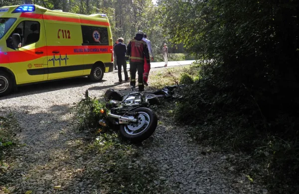 Poškodbe so bile za 63-letnega motorista prehude. 