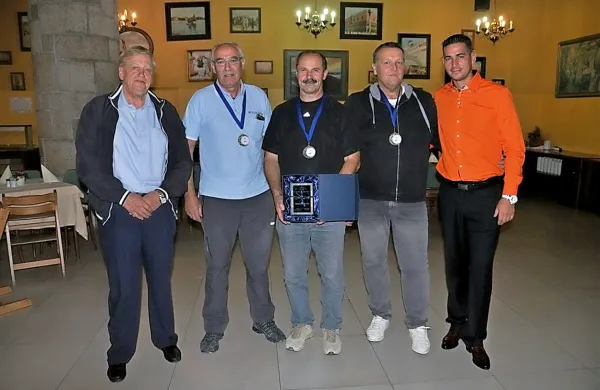 Na fotografiji (z leve): Ivan Pavlič, Bogdan Vadnov,    Bojan Vidali,  Robert 
Kontič in Dejan Tonejc