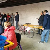 Dinamična dražba 34 predmetov je minila v manj kot eni uri, 
udeleženci pa so bili večinoma Šempetrci. 