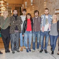 Zadovoljna ustvarjalna ekipa Krvave gore (z leve): Andrej 
Zalesjak, Neda Rusjan Bric, Matjaž Pograjc, Nejc Cijan 
Garlatti, Andrijana Boškoska Batič, Žiga Udir, Kristijan 
Guček, Helena Peršuh in Ana Kržišnik Blažica.