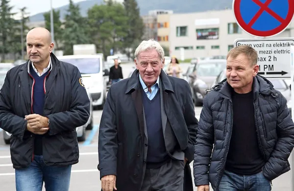 Henty je z evrogolom prizemljil kanarčke