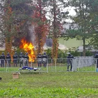 Primorske novice po poteh beguncev: v Rigoncih tabori&scaron;če pod milim nebom