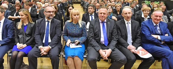 Smo pokončni, ko delamo prožno?