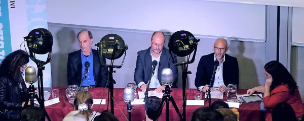 Kandidati za rektorja Univerze na Primorskem Dragan Marušič, Rado Pišot in Roberto Biloslavo (z leve) se strinjajo, da UP potrebuje več denarja in več študentov.  