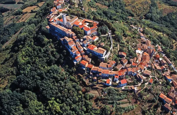 Motovun je bil konec tedna prizorišče enogastronomskega 
festivala terana in tartufa.