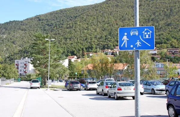 Nova prometna  ureditev  je marsikoga presenetila.