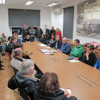  Če bodo pristojni v občini pristali na to, bo    zboru uporabnikov 
neprofitnih stanovanj v Novi Gorici (na fotografiji), na katerem 
so oblikovali svoj svet, sledil zbor vseh najemnikov s podobnim rezultatom, a  večjimi pristojnostmi in  težo.