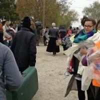 Primorske novice po poteh beguncev: na hrva&scaron;ki strani meje so dobro organizirani
