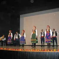 Folklorna skupina Orlec s Cresa.