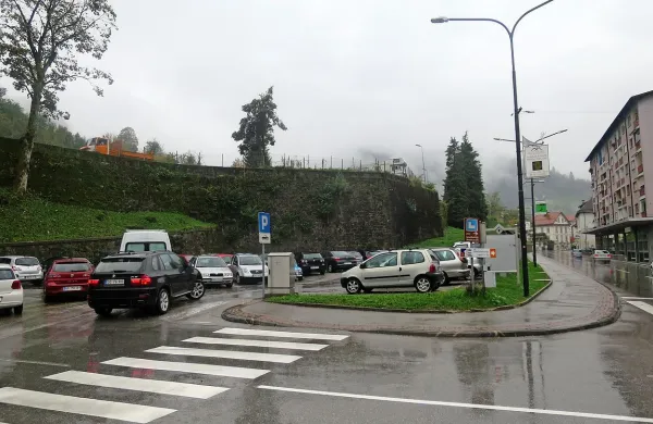 Na novi garažno trgovski hiši naj bi izgubljenih 40 parkirnih 
mest nadomestili s 70 v sklopu javnega parkirišča Barbare.