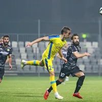 Domžalčani (v rumenih dresih) so bili skupno gledano boljši 
tekmec do Koprčanov.