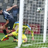 Upanje je Koprčanom vrnil njihov bivši soigralec Miha Blažič, 
ki ga je Josip Ivančić (z brado) “prisilil” v avtogol.