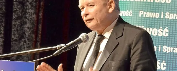 Jaroslaw Kaczyinski bo vladal v senci. Njegova stranka je na volitvah zmagala.