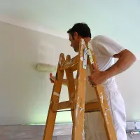 En dan dela, pa je porodni&scaron;nica odeta v preplet barv