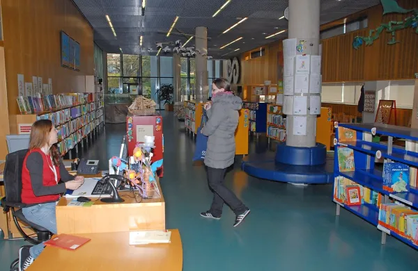 V knjižnici  bodo fotografije in zgodbe  o nastanku mesta 
zbirali jutri in pojutrišnjem.