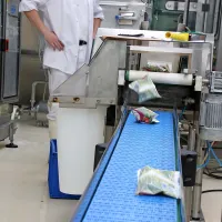 Prenovljena vipavska mlekarna uporablja izključno slovensko mleko